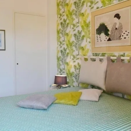 6 Personnes Maison Individuelle. *
