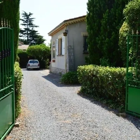 6 Personnes Maison Individuelle. Appartement Antibes