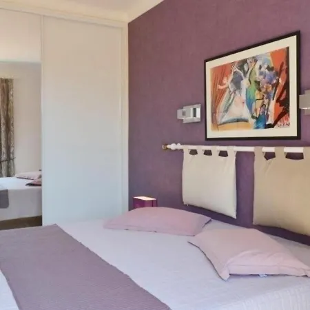 6 Personnes Maison Individuelle. Apartment Antibes